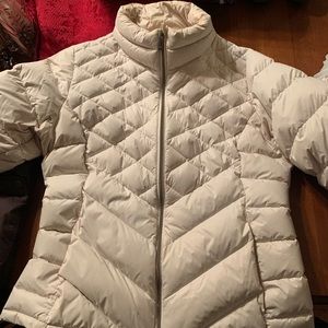 White Puffer Jacket - Lucy Activewear